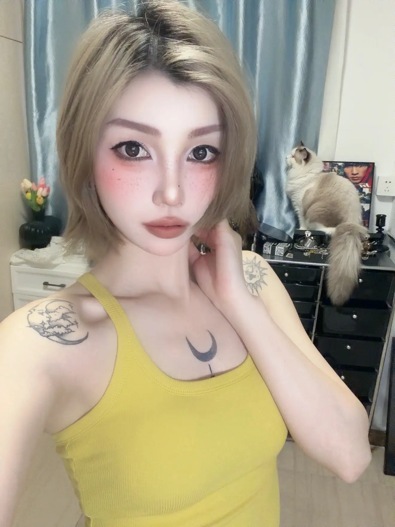 一问全是纯爱 一谈全是祸害。