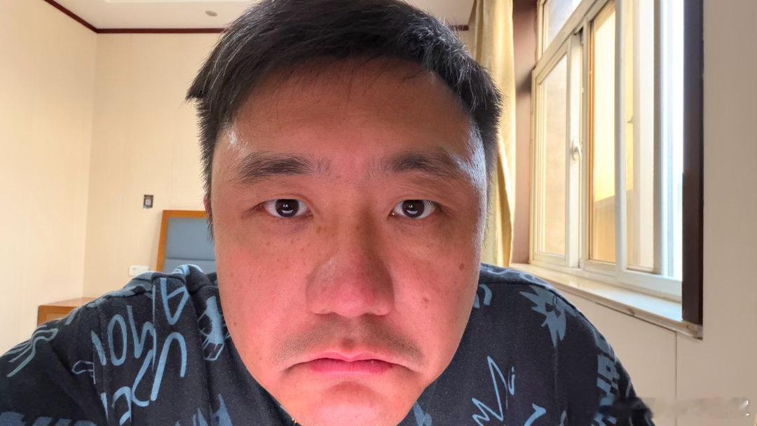 最近汽车发布会也不知道怎么了，已经有两个“下不去”了吧