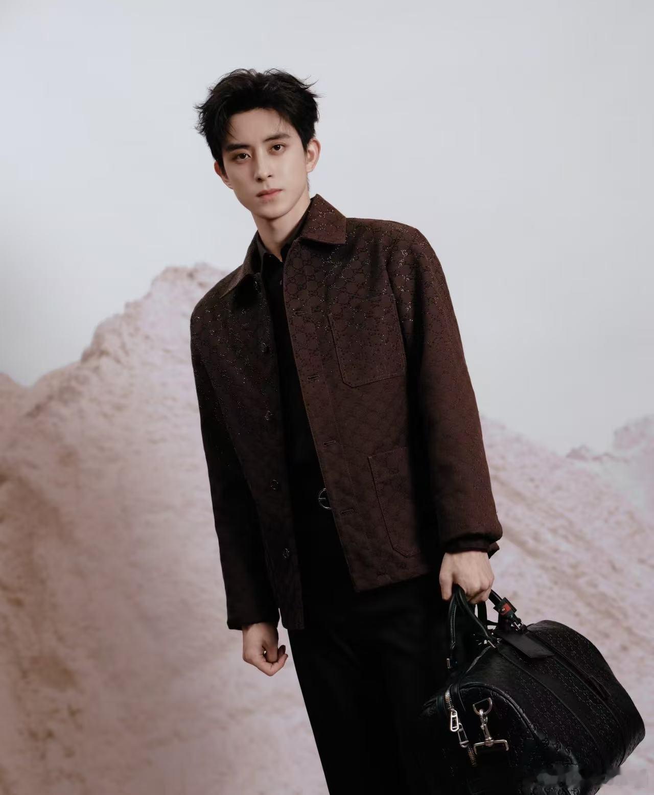 敖子真的好起来了，gucci认领了，之前参加gucci的活动状态也超好，敖瑞鹏的