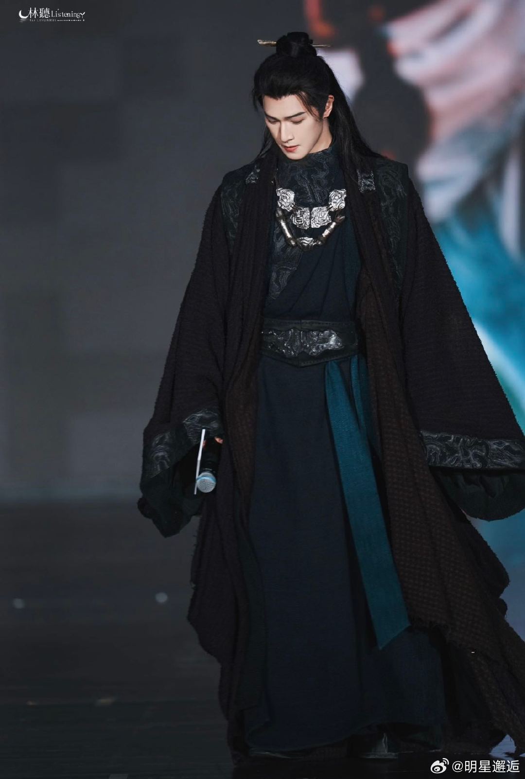 李昀锐老自捞老己 别人是跨剧联动，李昀锐是跨角色自救，老自捞老己梗太上头！ 