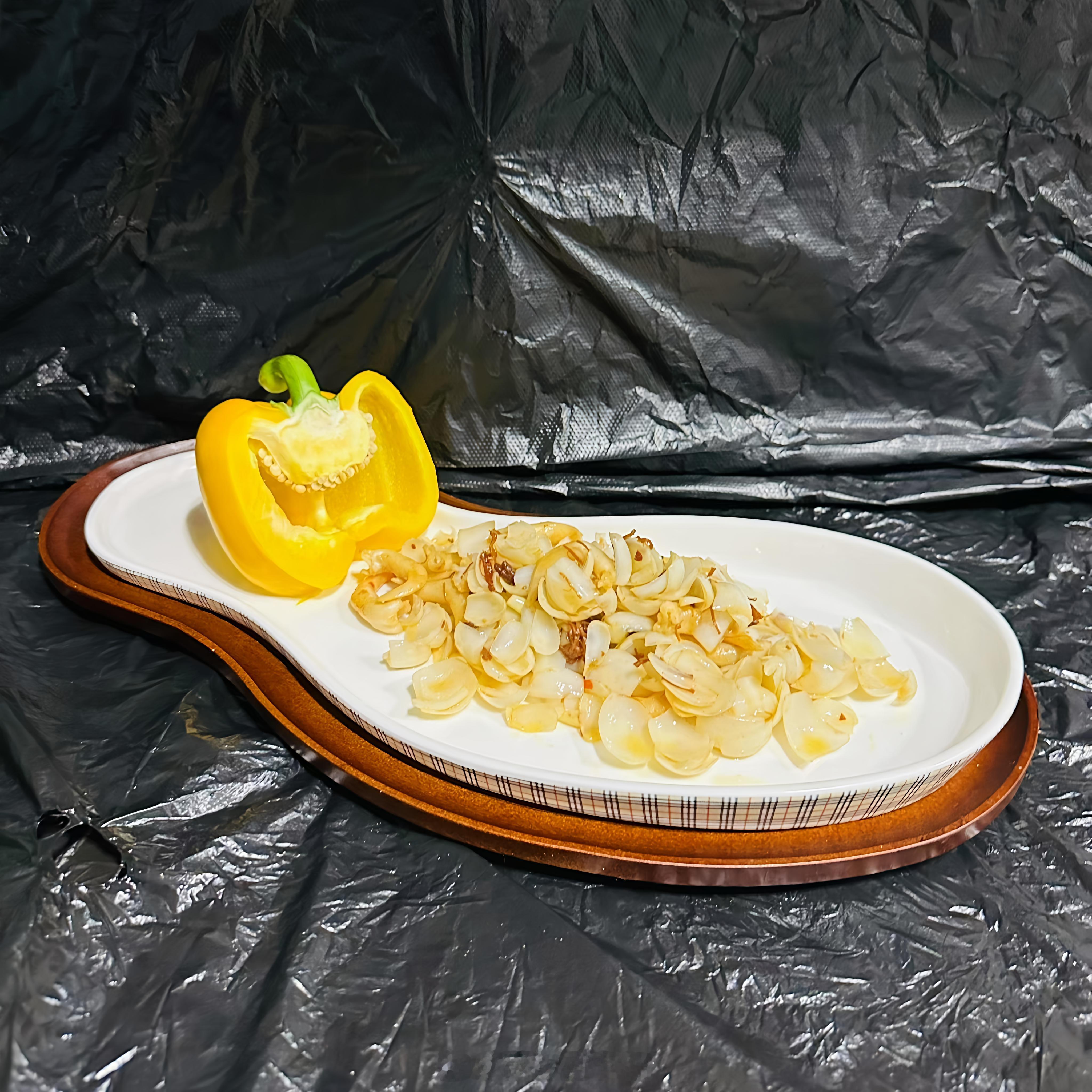 今天同学过生日体验了一次上门做饭的服务十个菜，食材都是厨师带过来的算上服务费什么