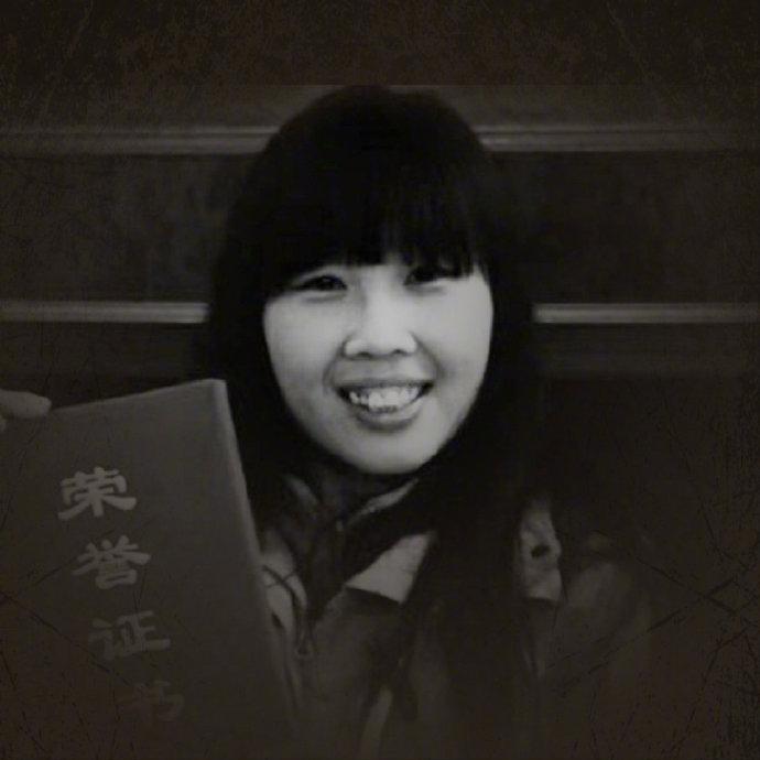 王宏春，房山救援队的一名女队员，刚刚进入蓝天救援队，她就发现这里的设备太少，自掏