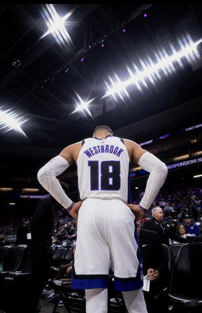 尽力局，威少22-9得到全队最高23分3篮板3助攻国王vs猛龙