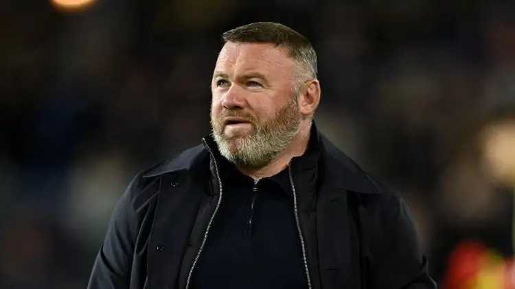 在遭遇本赛季的糟糕开局之后，认为曼联主教练滕哈格应该下课的呼声已经一浪高过一浪，