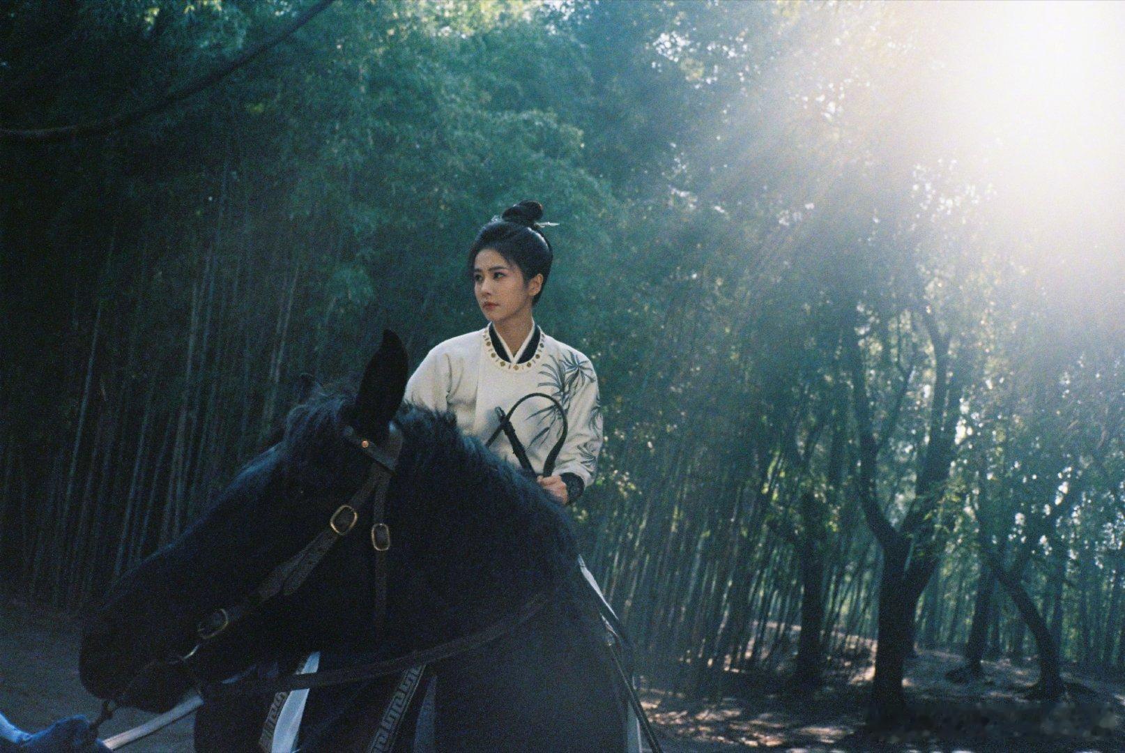 唐宫奇案之青雾风鸣 我的评分：唐宫奇案案子一环扣一环唐宫奇案一环扣一环唐宫奇案唐