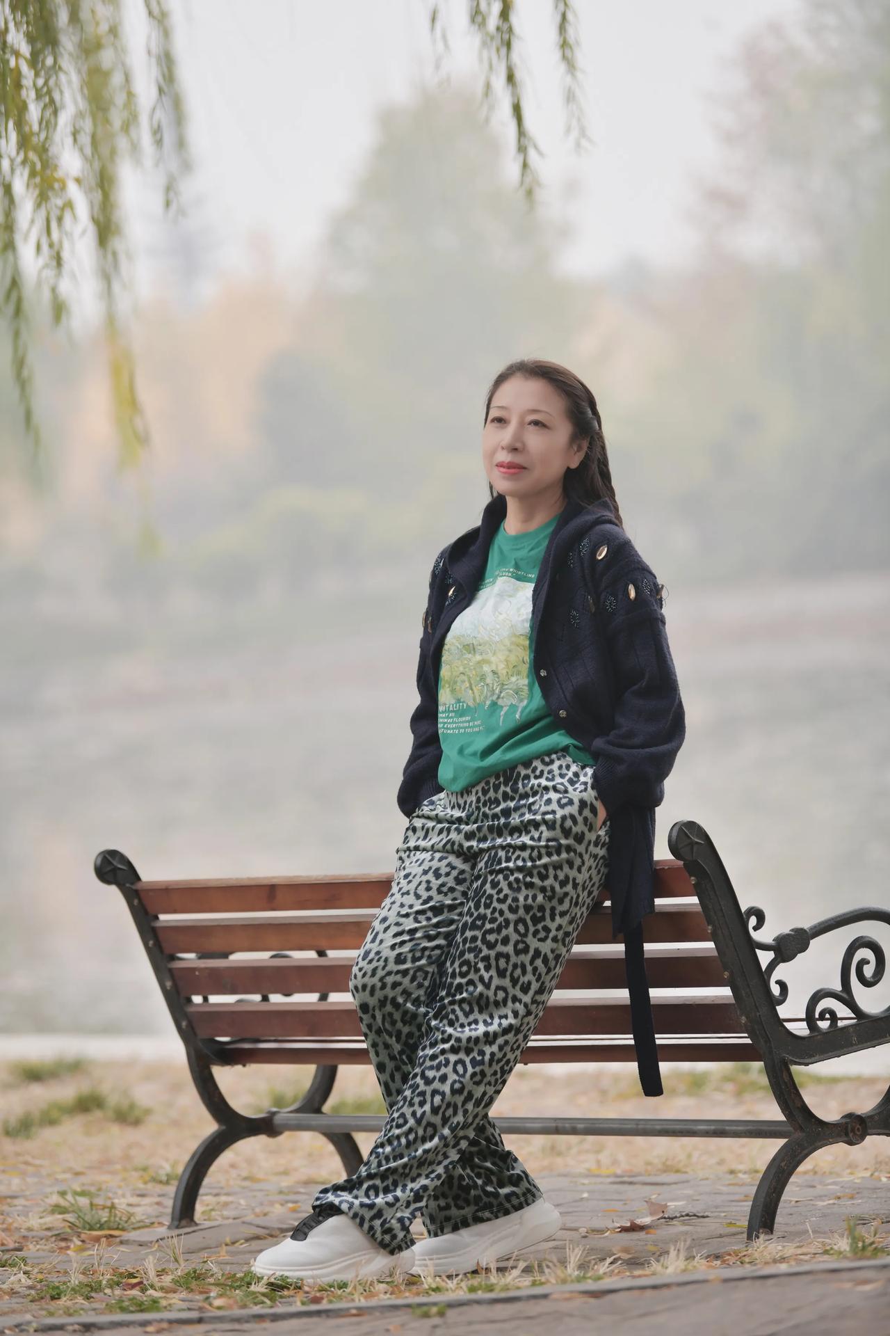 初冬的清晨，美好的时光，美好的心情，拍摄于赵苑公园！#捕捉冬日美# #秋冬风采。