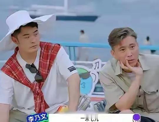 为什么没有身高1.79m的男人？
身高1.79m，一定会说自己1.80m，这样好