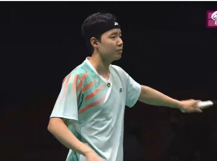 徐承宰/黄雅琼获首胜
今天中午，羽超联赛安徽芜湖站第二天的比赛开始。浙江竞体对阵