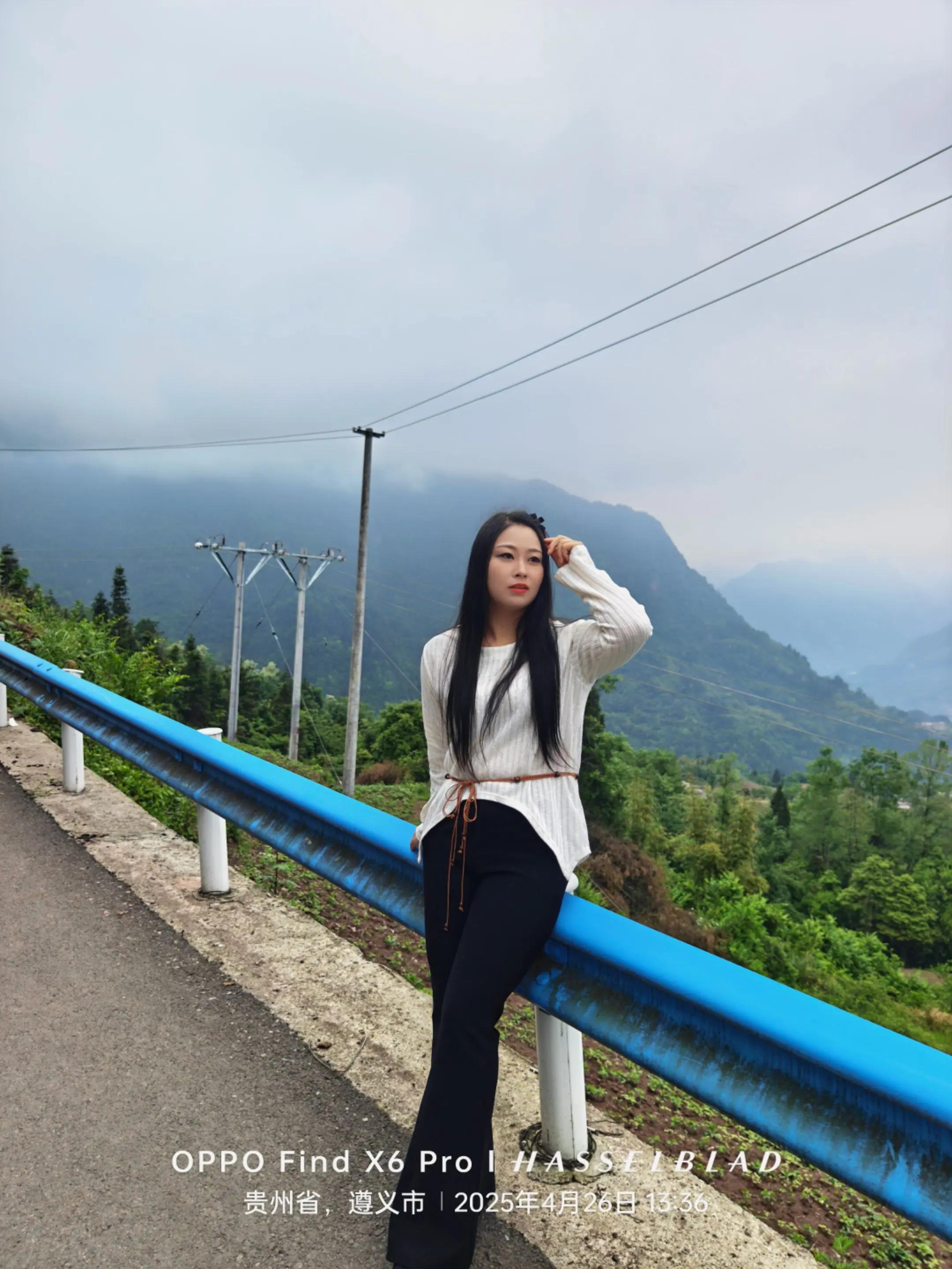 不管走到我们贵州哪个山旮旮角角都是风景。来一趟遵义这么好的风景不照两张相可惜了！