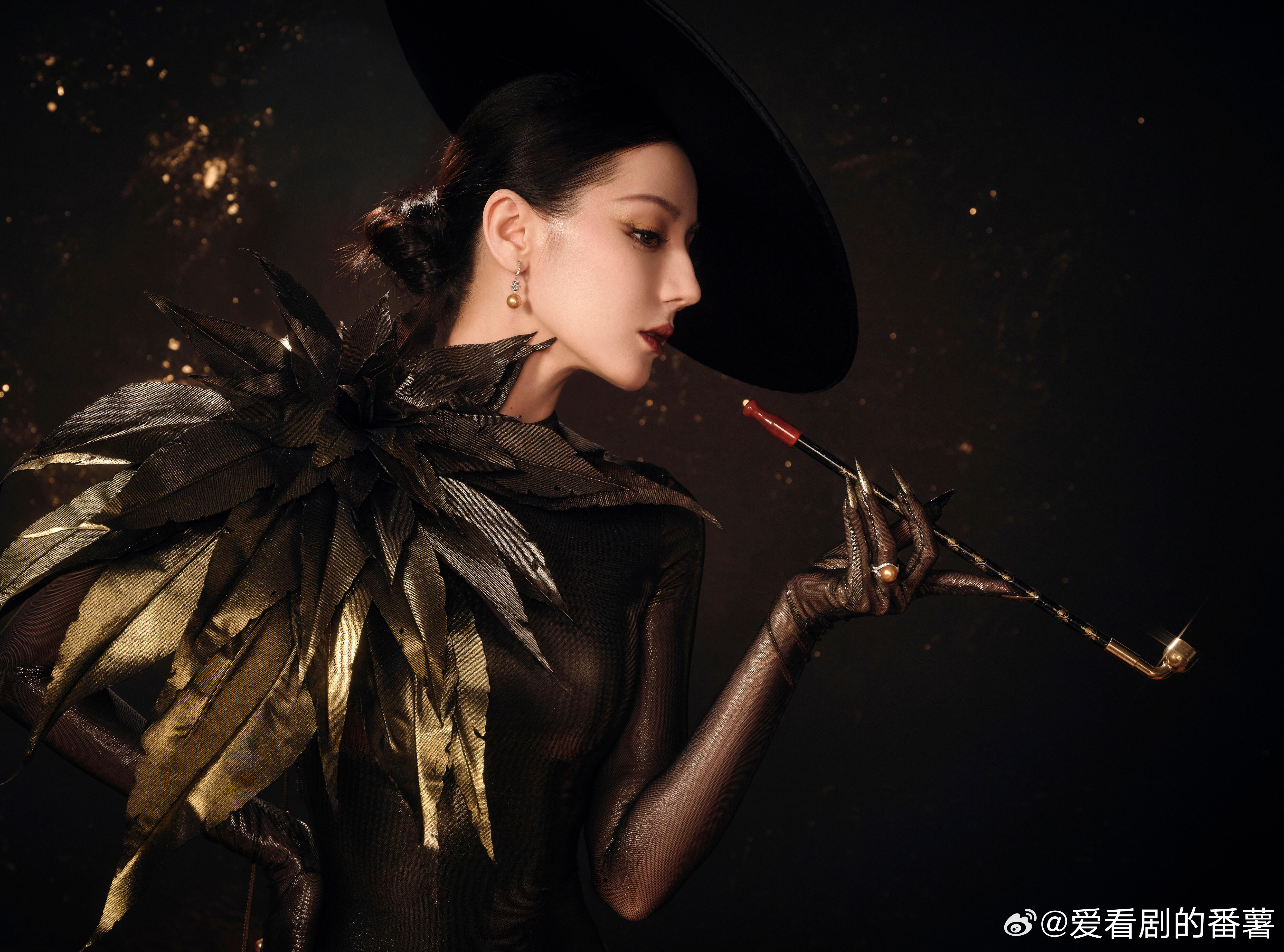 此帅女的颜值我无话可说，截屏瞬间直接就是一个热巴的美颜暴击，啊啊啊啊迪丽热巴｜壁