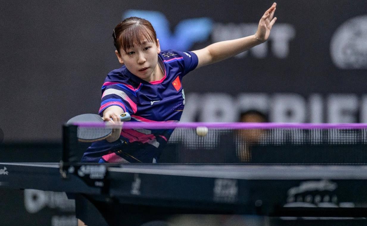 【黄友政/纵歌曼遭到中立身份组合大逆转】今天的多哈支线赛混双 1/4 决赛，国乒