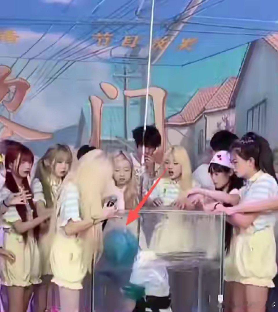 夜巴黎及所属MCN或涉嫌多重违法赶紧封杀！千万粉丝网红毁三观直播，逼未成年人溺水