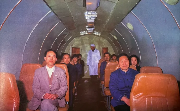 八十年代的河南地下城 上世纪60年代初，中苏交恶。面对可能爆发的大规模...