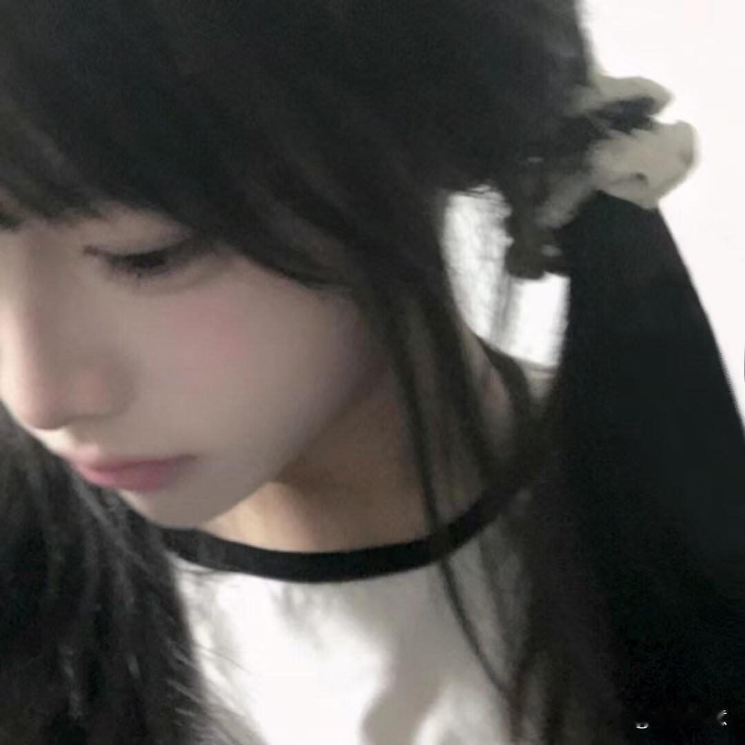情侣同居了👫
女人下班高高兴兴回到家
看到垃圾桶没套袋子
还食物垃圾就这样丢在