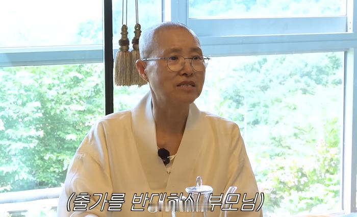 【BTOB李昌燮公开姨母是善财法师】YouTube频道“李昌燮&赵昌燮”中，李昌