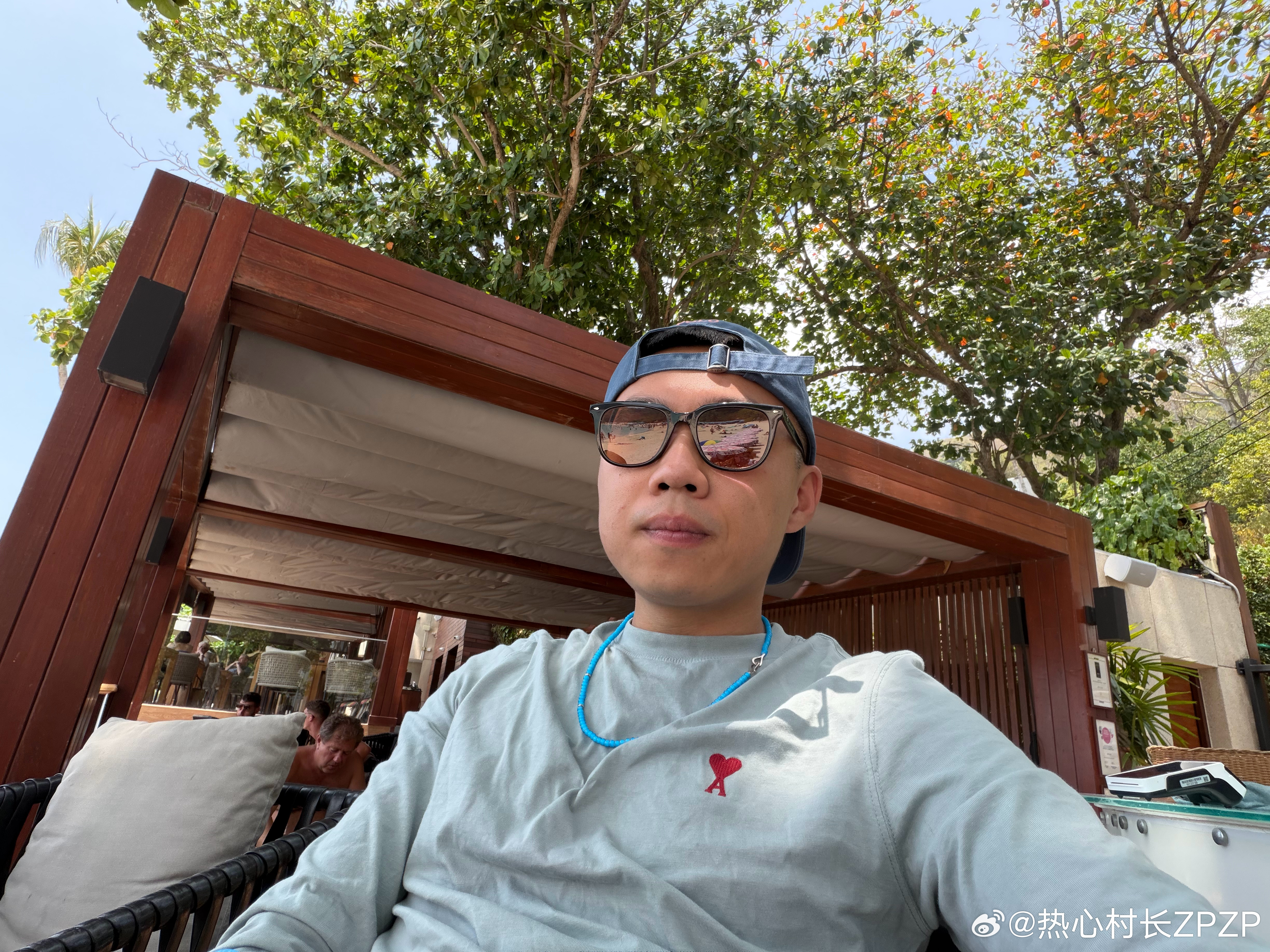 我的日常plog 海里泡一上午已经晒出盐粒了！ 泰国·奈汉海滩