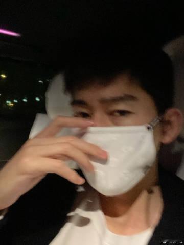 #这么多年塘主还是爱拒绝自己的女人# 看过他的剧好像还都是这个类型的[doge]