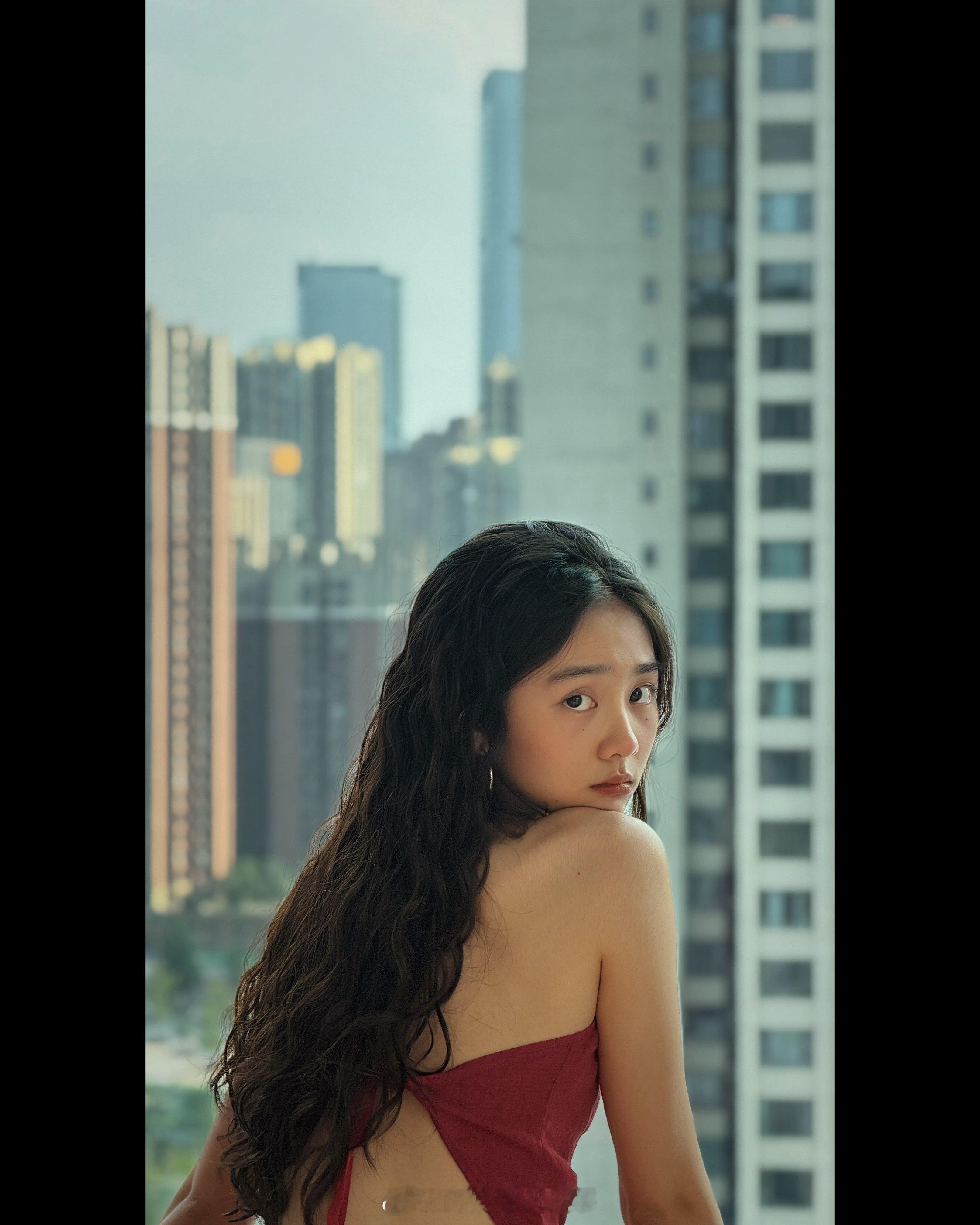 黄多多好薄黄多多背好薄 好美啊多多人儿 