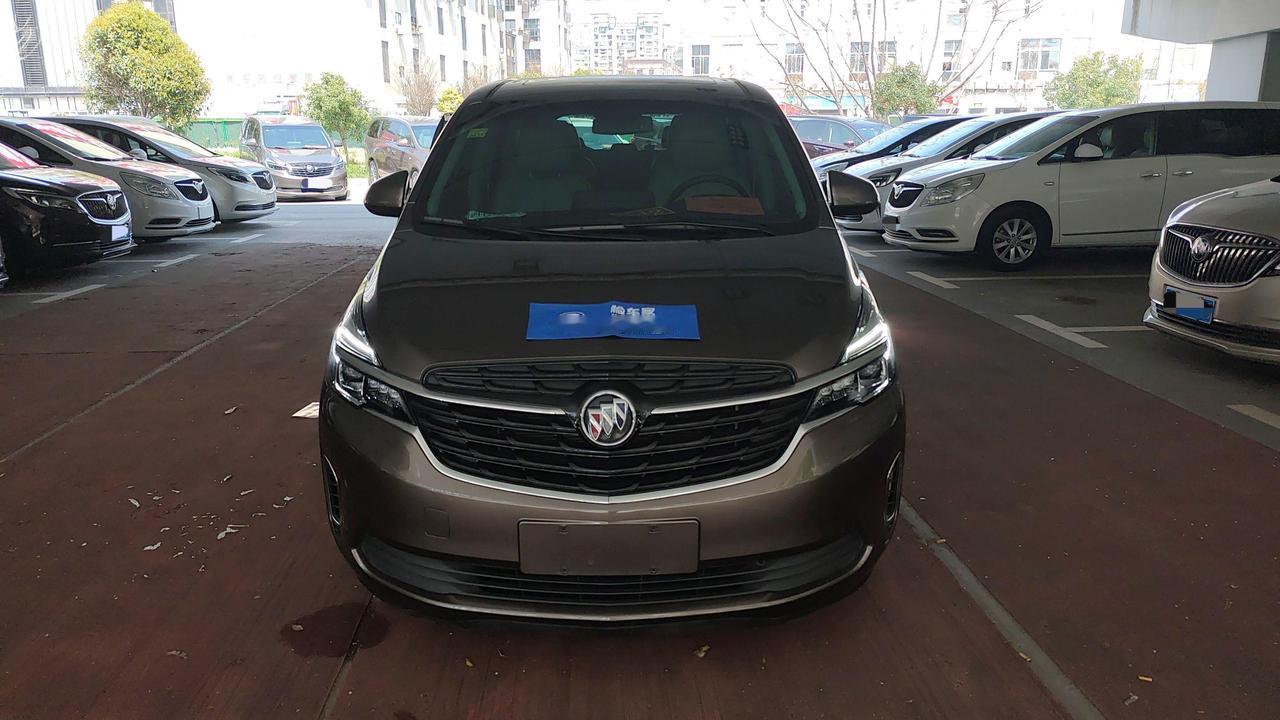 曾经MPV界的标杆，别克GL9如今大势已去！
前两天验了一台别克GL8，2021