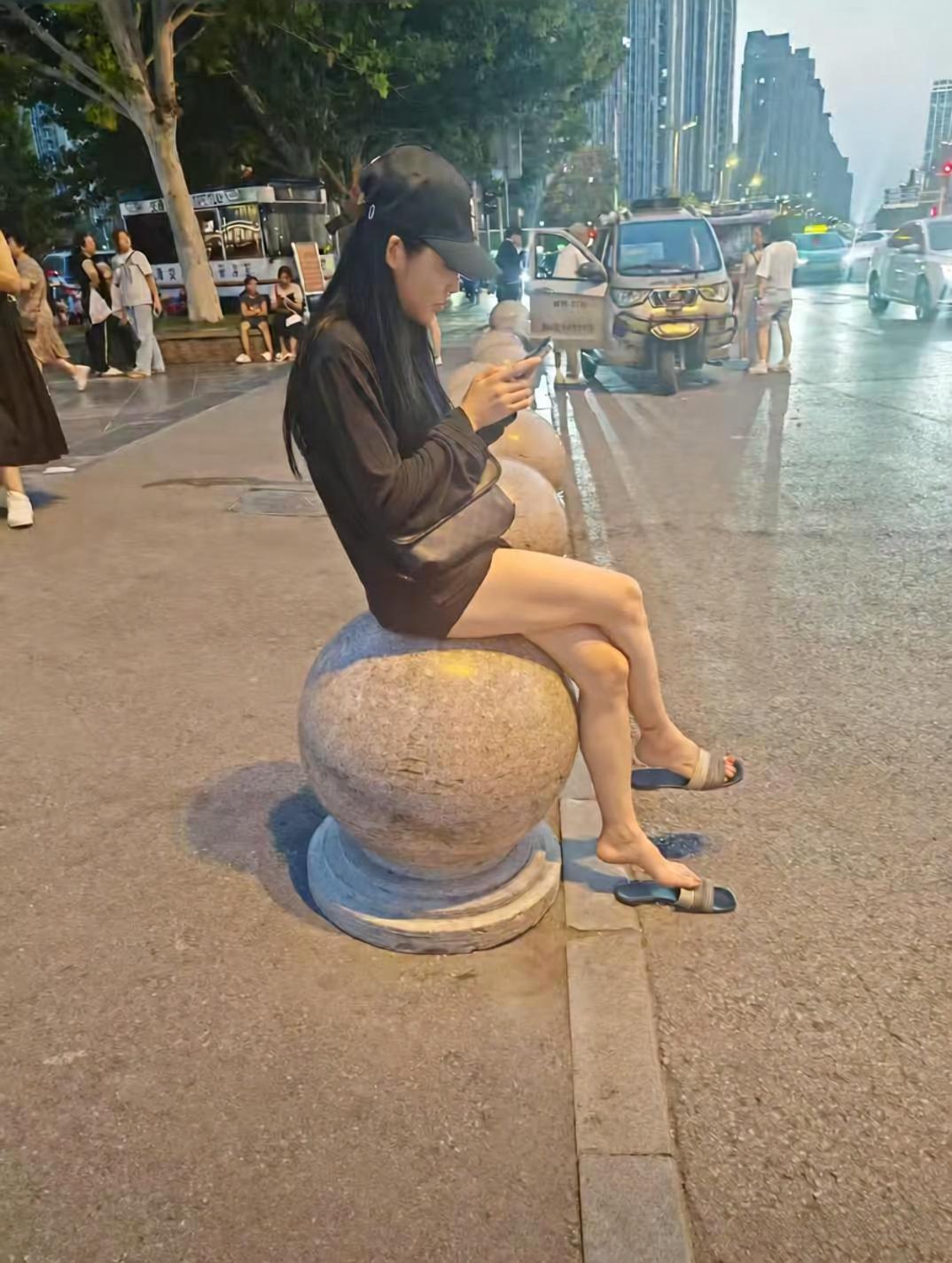 等车的时候