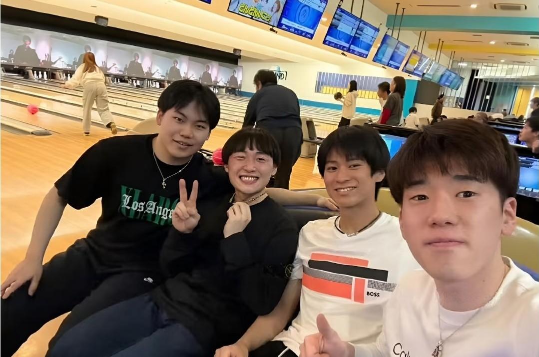 一张照片暴露出张本智和的真实处境，
老话说：融不进去的圈子不要勉强，
这下张本智