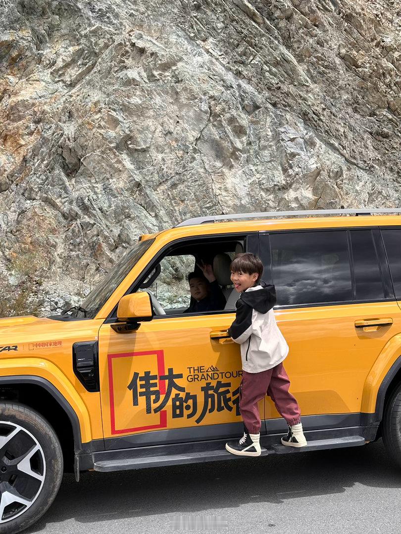 参考iCAR和国家地理联合这个活动，真的让人很有感触，公关团队全程只字不提产品，