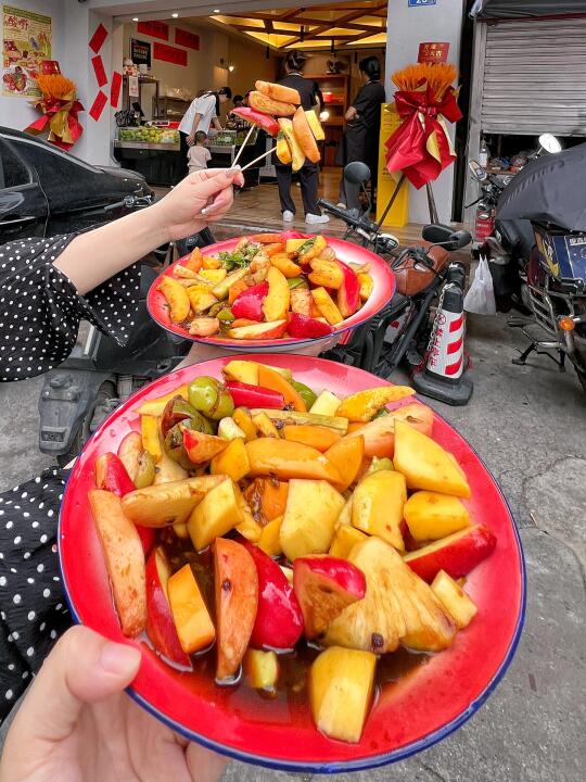 普宁的！…第一家！！也能吃到广西酸野了…
