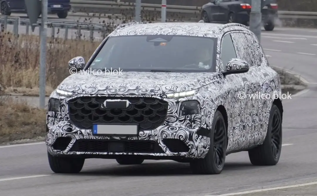 下一代奥迪Q7在奥迪总部因戈尔施塔特现身