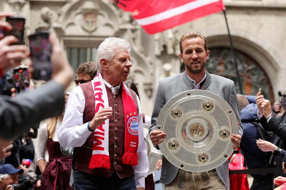 慕尼黑市长Dieter Reiter在市长选举前不久辞去了他在拜仁慕尼黑足球俱乐
