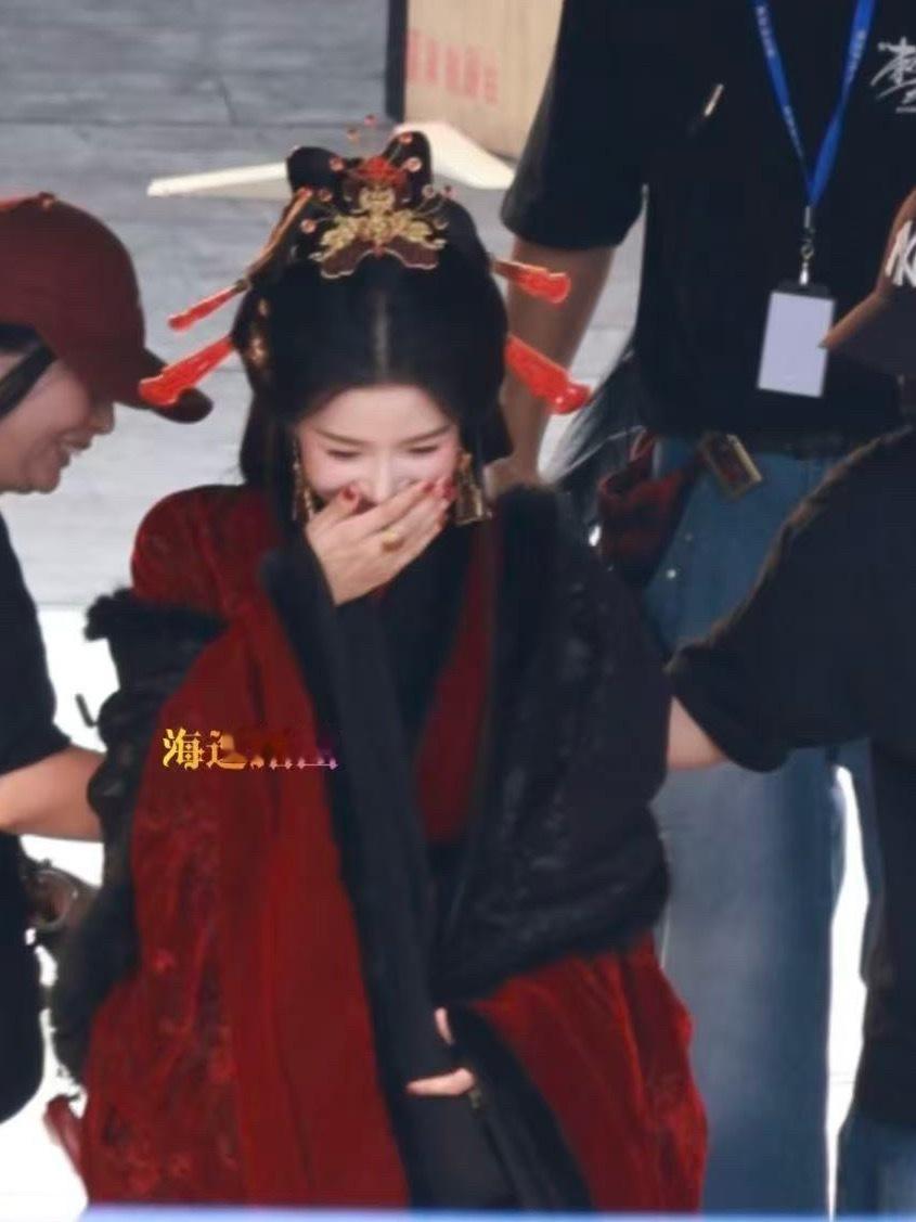 女皇呀 ​​​