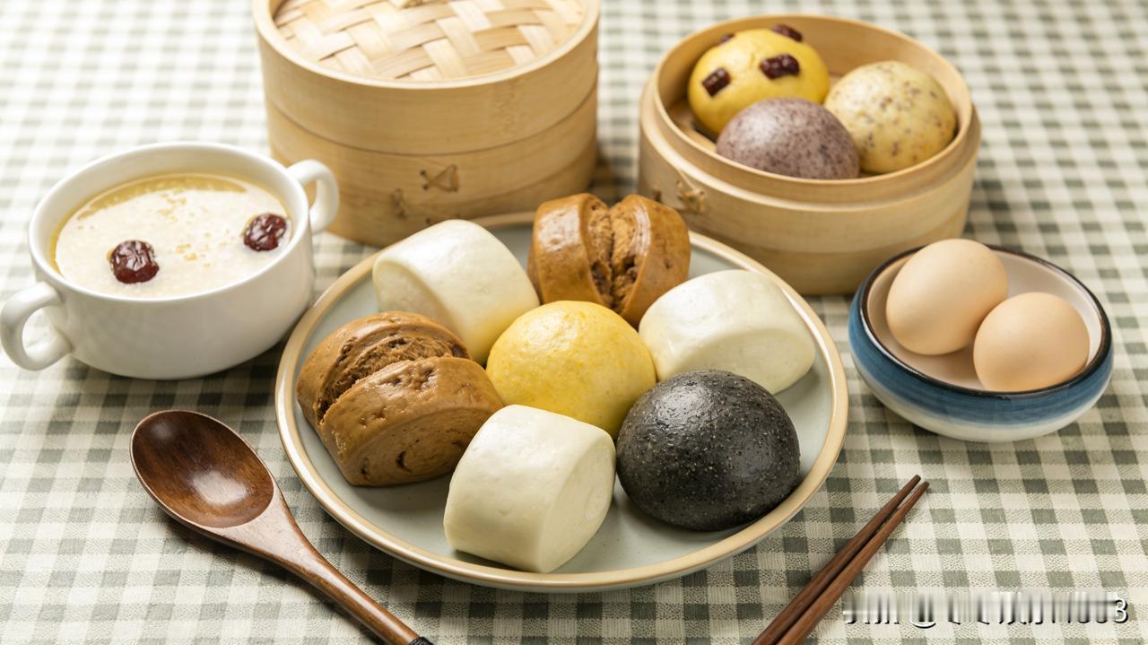 你家早餐桌上最常出现的是什么？很多人总觉得馒头普通没营养，其实它才是隐藏的养生高