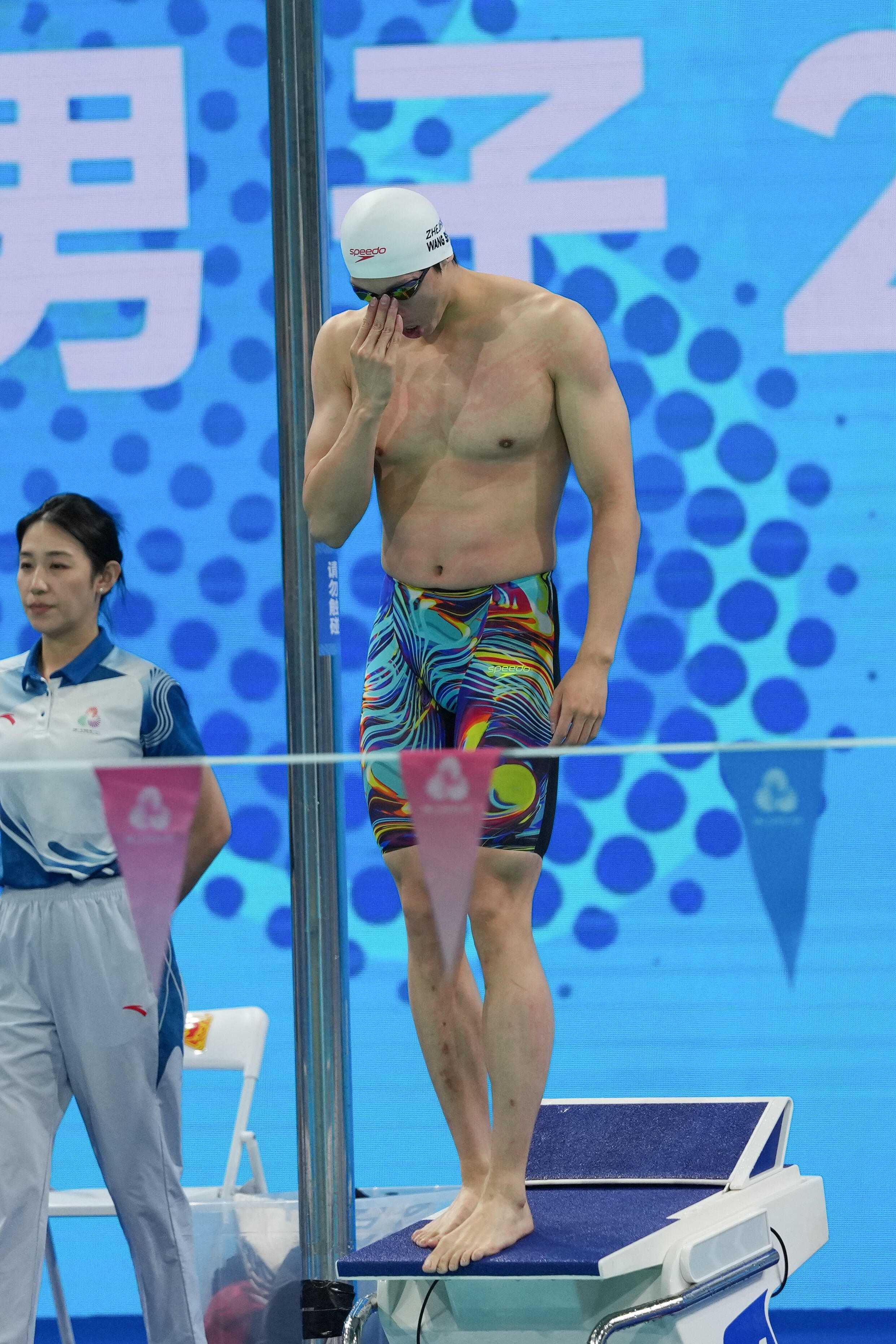 『7904』20251113 深圳十五运会男子200m混合泳半决赛准备出发🤿c