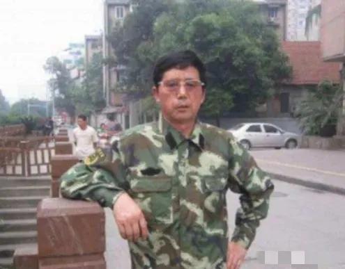 2008 年，山东一男子背着家人把 60 万存款全部卷走，从此杳无音讯，当妻女得