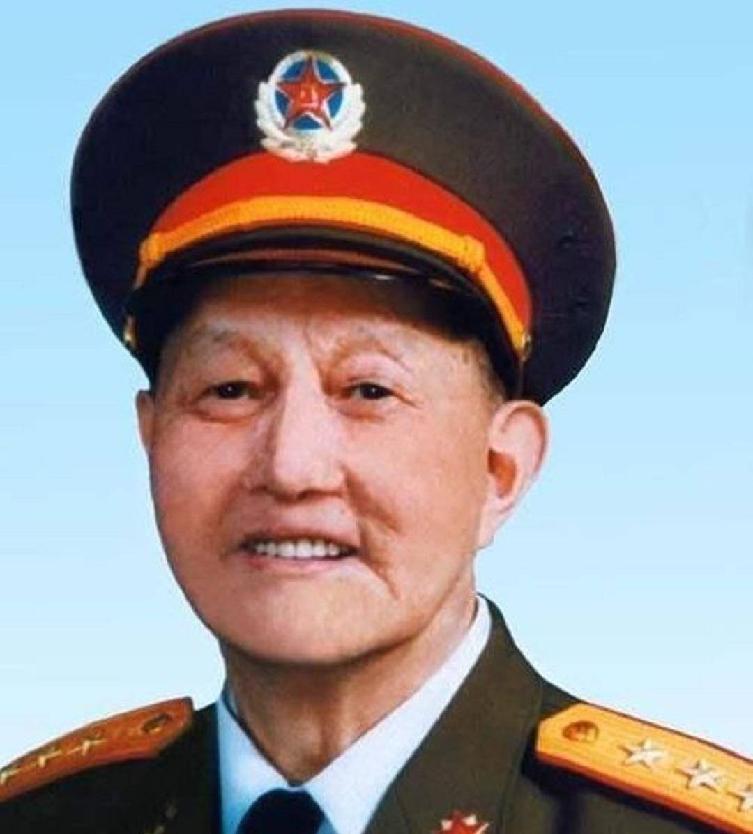 1986年，洪学智将军率团访美，不想竟遭到对方挑衅：“洪将军，请问你毕业于哪所大