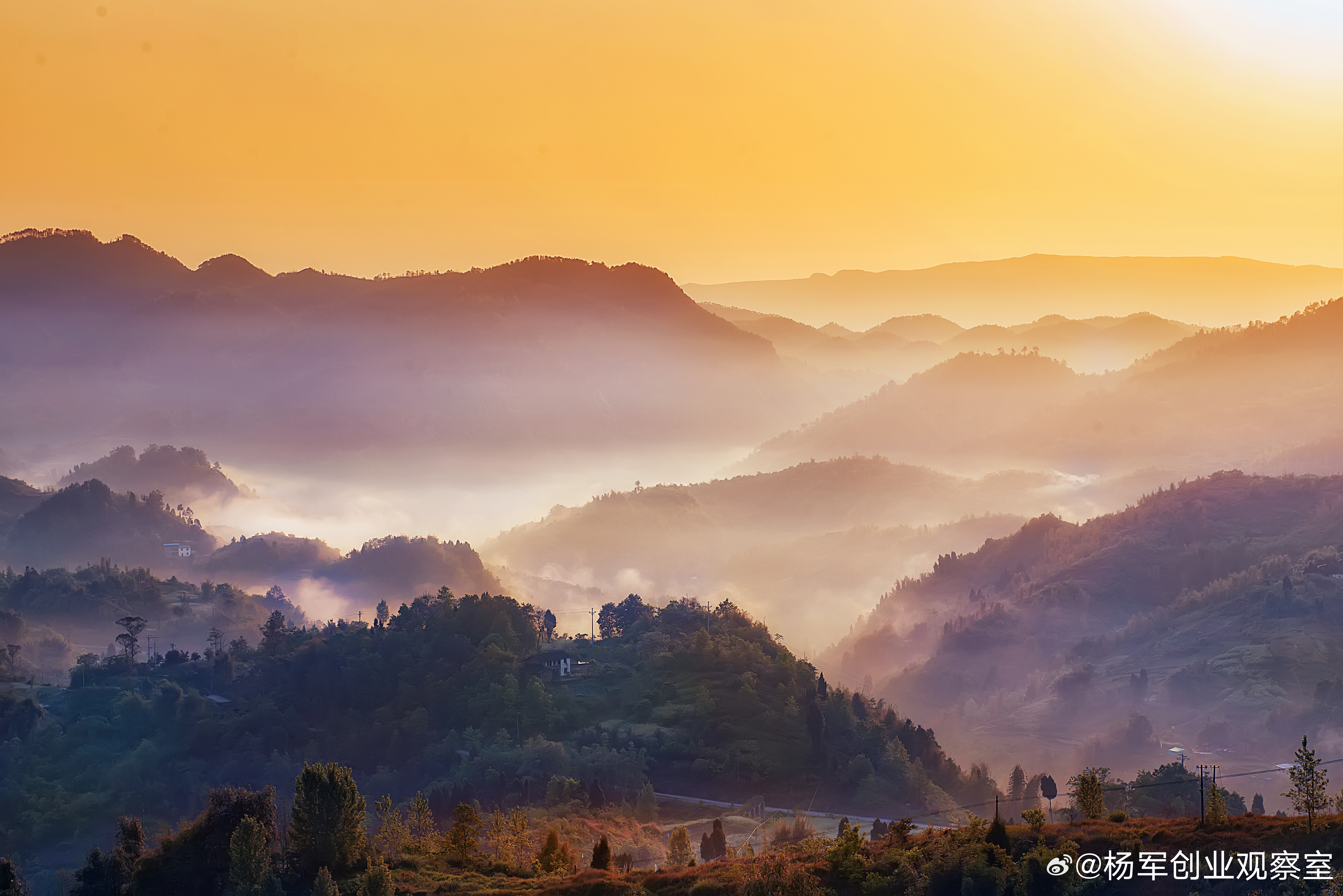 想通过银行贷款或股权融资比较难时发展到一定阶段，可以考虑通过企业内部融资1.留存