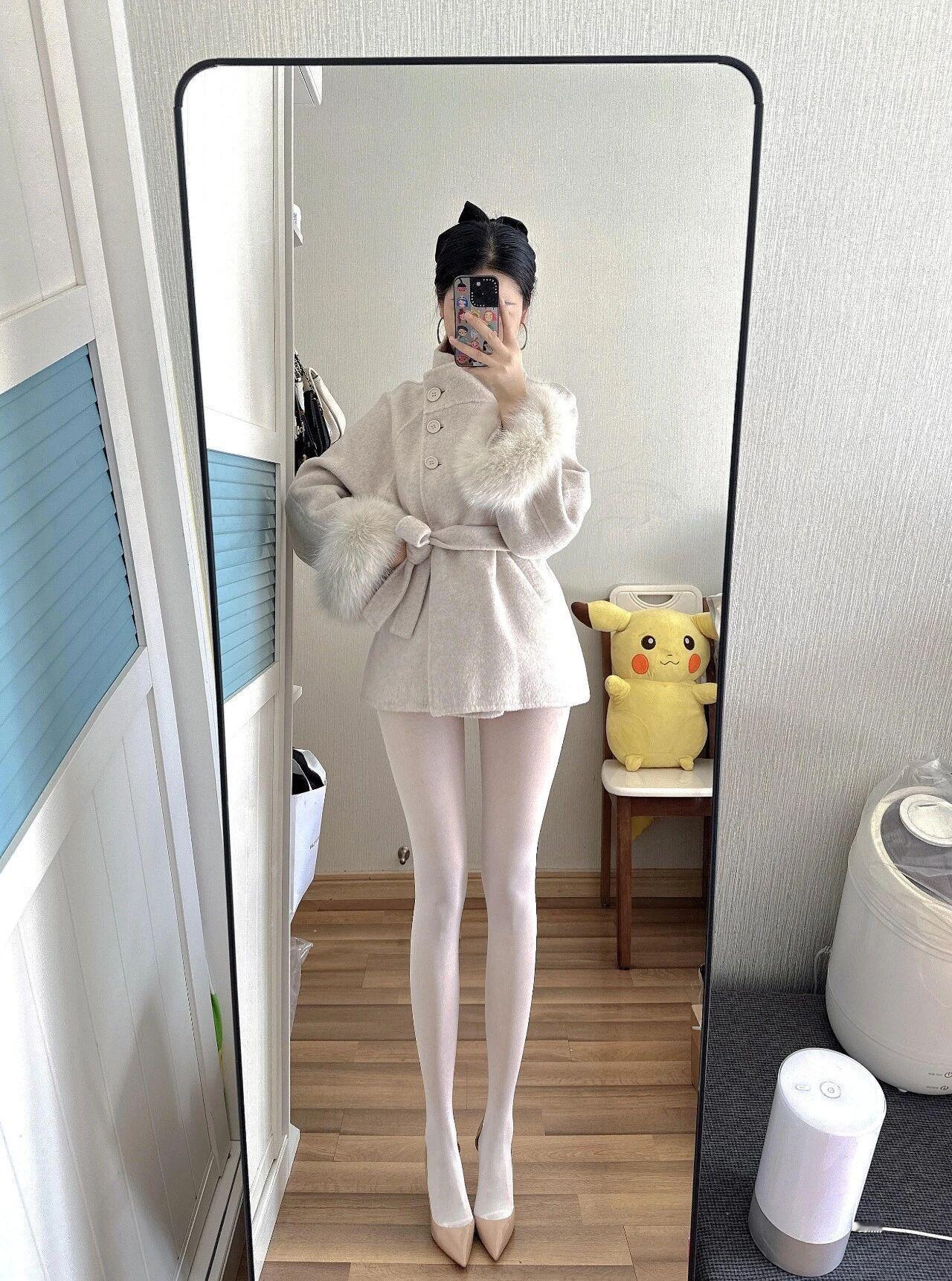 穿着可爱外套，自拍美美哒！