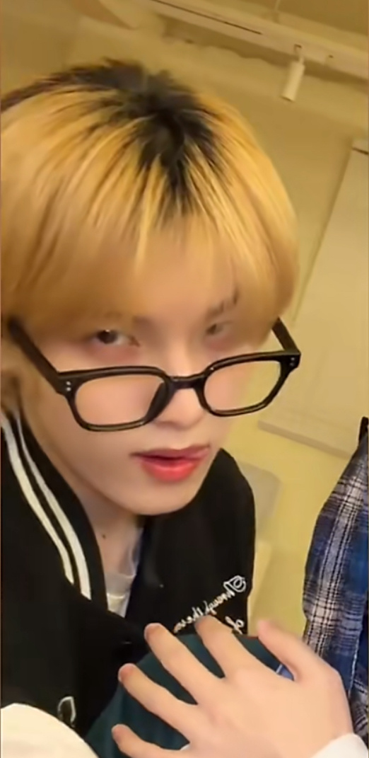 这是干嘛呀哥哥 