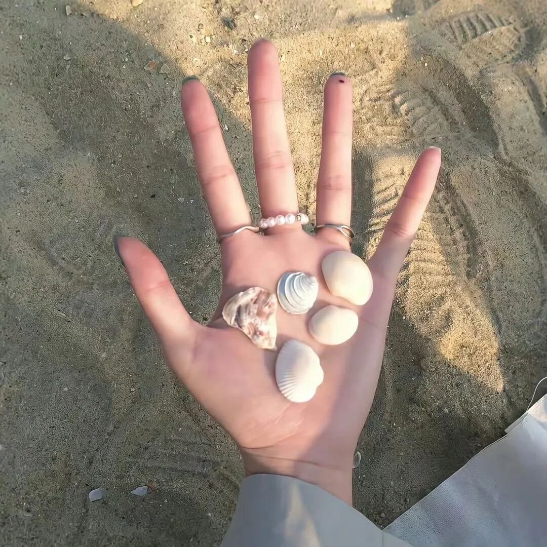 Yaaa ᐝ别跟自己较劲，错了就改，累了就歇。 ​​​