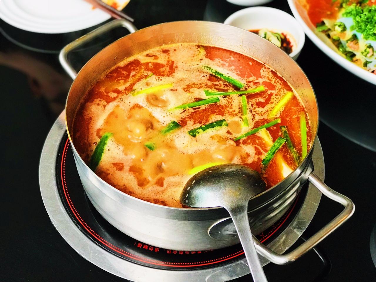 📝 逆糖日记 | 贵州豆米火锅血糖飙升14.5，我是自己最好的医生！

🍲 