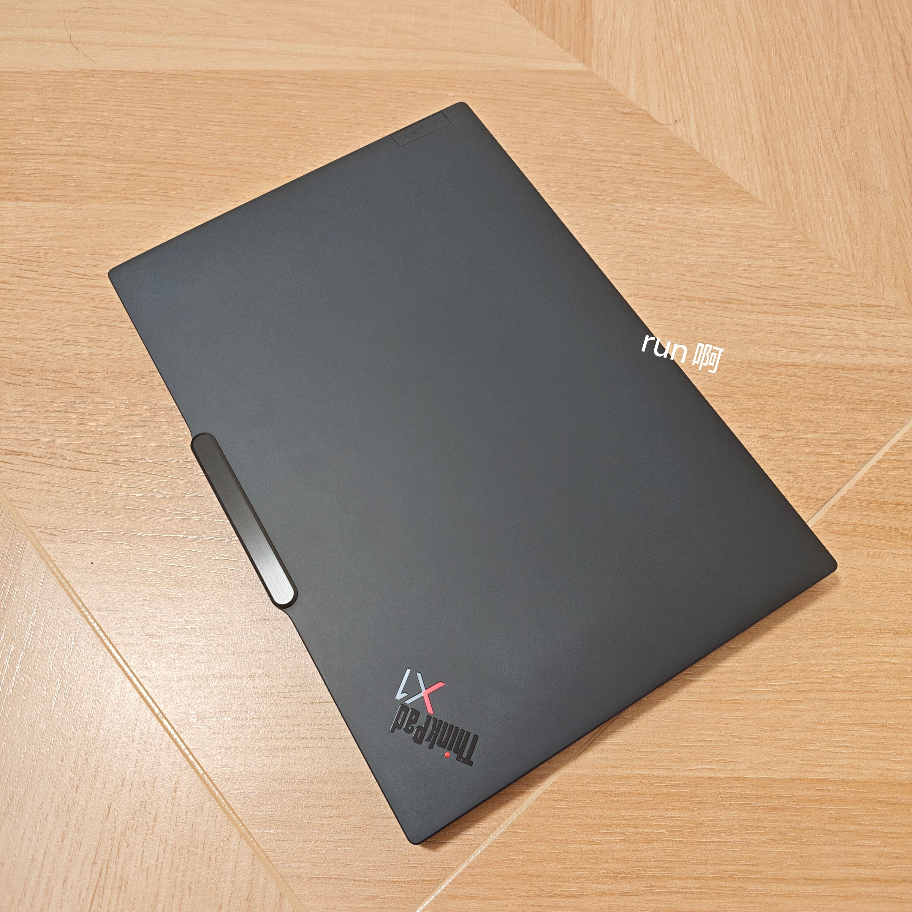 x1c2025经典重现。thinkpad x1carbon定位一直是笔记本旗舰中