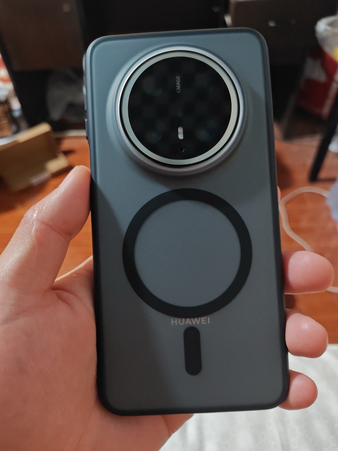 感谢支持[嘻嘻]从魅族 20Pro 到华为 Mate70Pro 013，手感始终