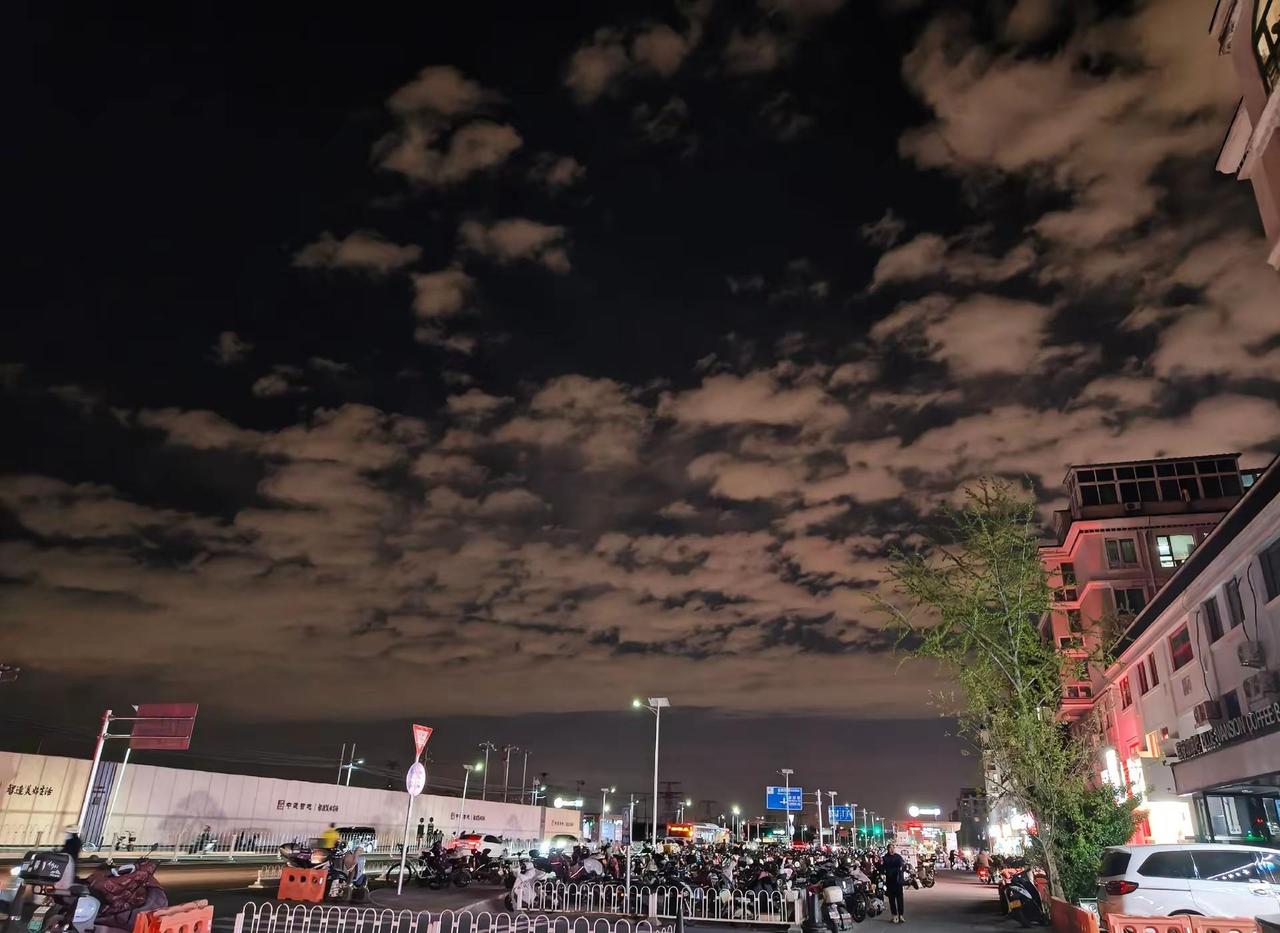 三天大风过后，明天应该是个大晴天吧。