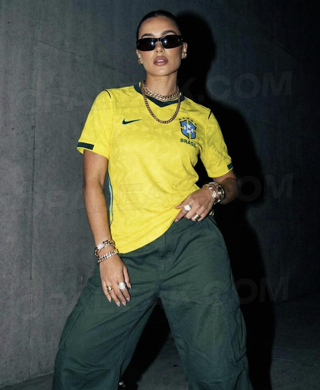 外媒曝光巴西国家队2026主场球衣（网图）贤聊球衣 球衣资讯