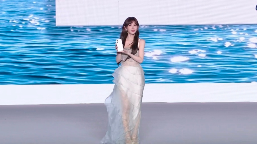 vivo S60发布会开始啦，田曦薇真的很棒啊！！每次上台都有主讲人的感觉，而且