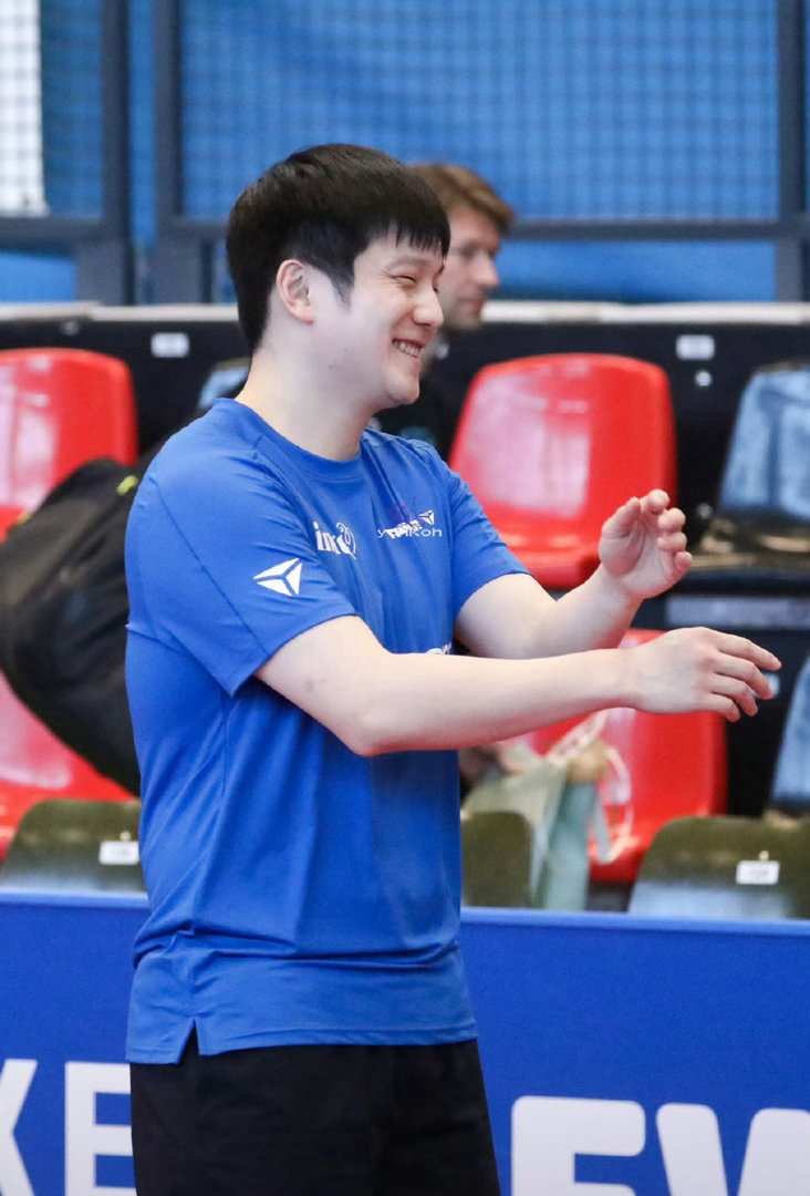 重磅官宣！萨尔布吕肯俱乐部将为樊振东举办专属主场盛大告别仪式北京时间4月16日凌