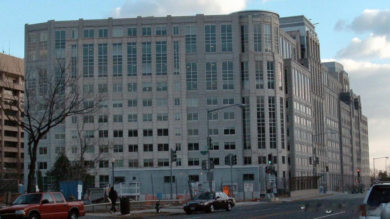 美移民海关执法局通知在美阿富汗裔人于冬季假日期间接受证件核查

俄罗斯卫星通讯社