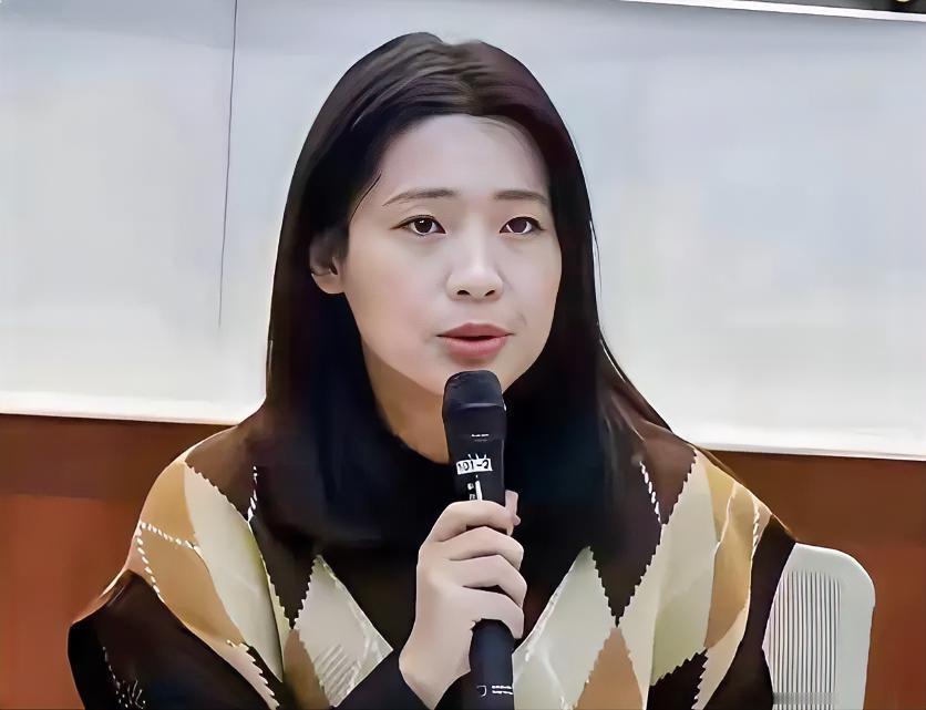 国民党“立委”徐巧芯近日就日菲私划台东海域表态，强烈反对这一侵权行为，痛批民进党
