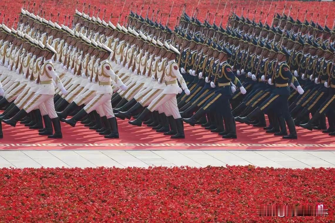 彻底折服！反华鹰派访华三天改口，亲口承认中国军力稳居世界第二
 
【本文仅在今日