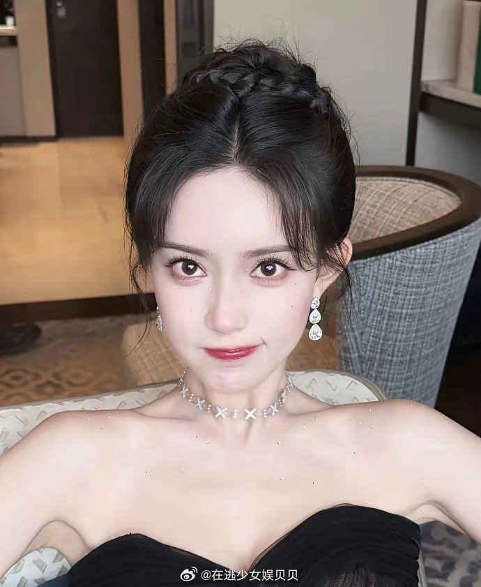 网友评选的95花四大颜霸：王楚然、孟子义、周也、田曦薇 