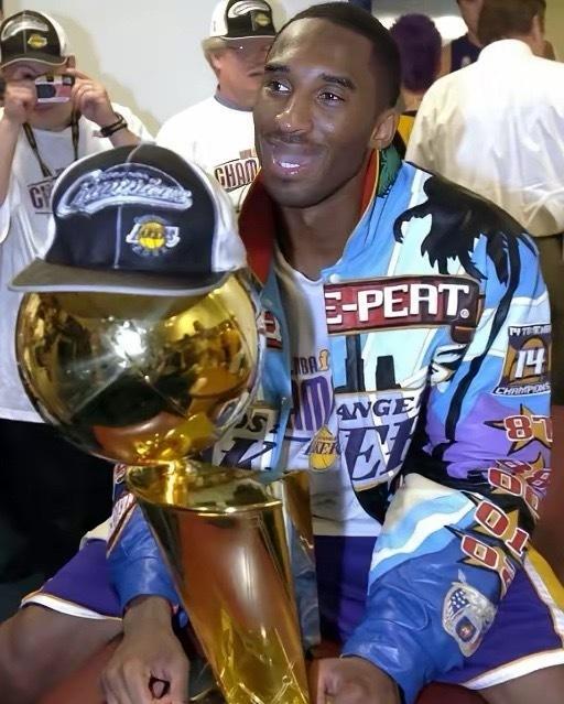 转眼间2025年就剩最后1个月了，时间如流水，一路向前，没有谁能留住时间，但努力